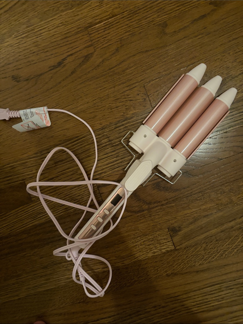 Savvy Pink Triple Barrel Hair Waver